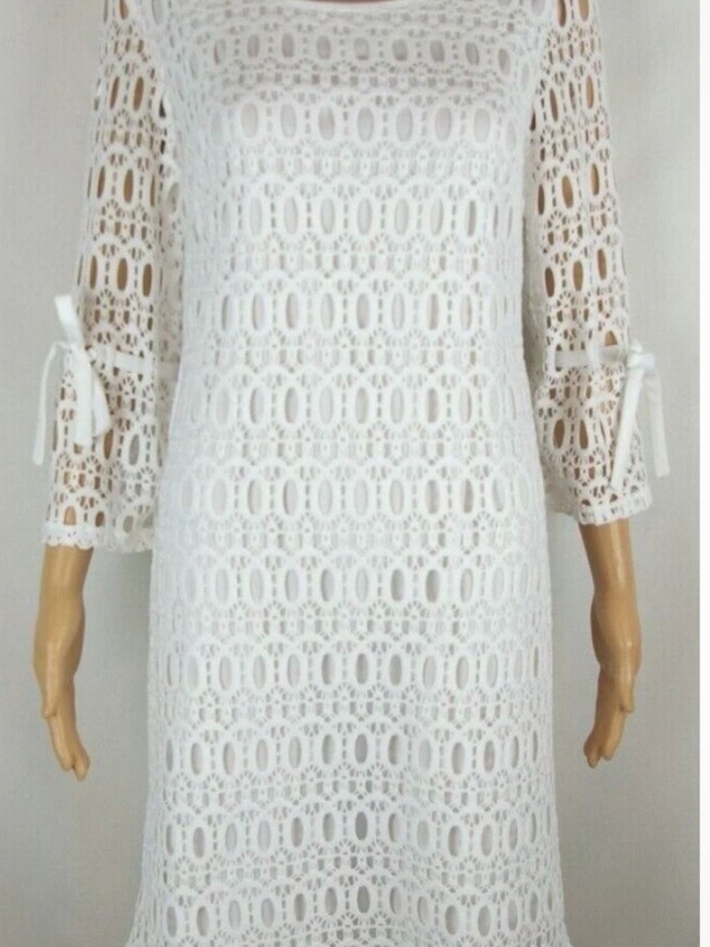 R&K White Lace Shift Dress with Tie Sleeve Detail